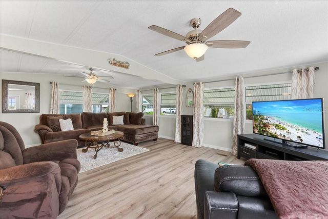 5316 53RD AVENUE E A10, Bradenton, FL 34203