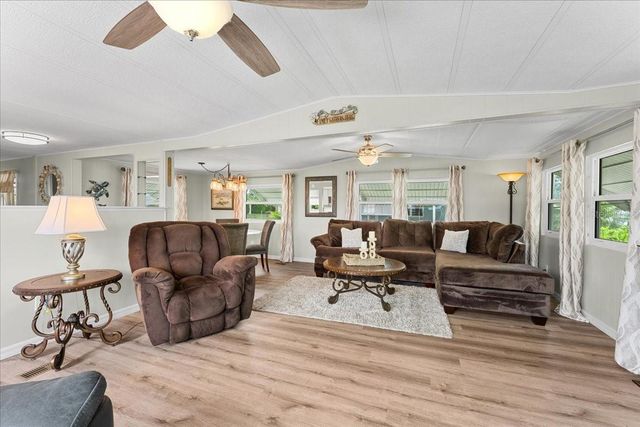 5316 53RD AVENUE E A10, Bradenton, FL 34203