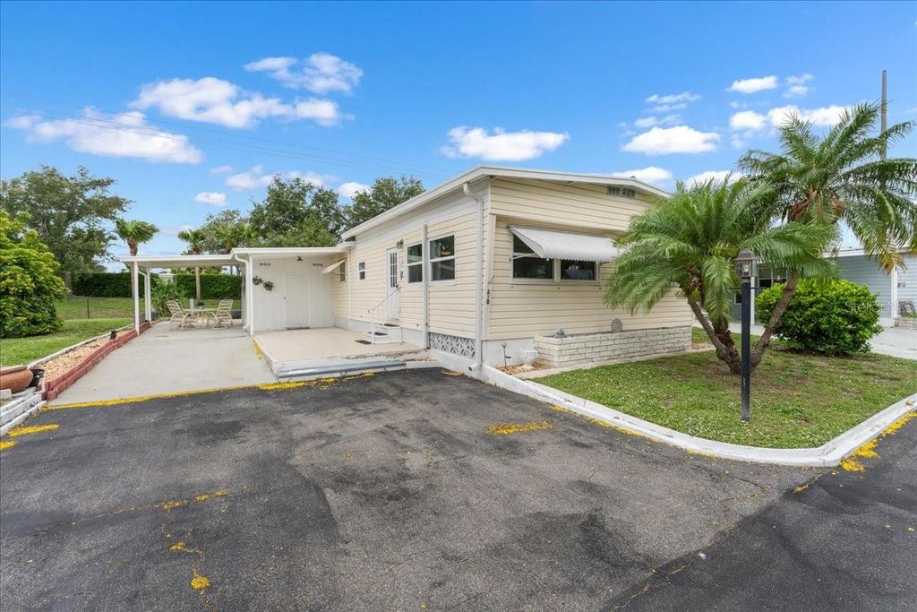 5316 53RD AVENUE E A10, Bradenton, FL 34203
