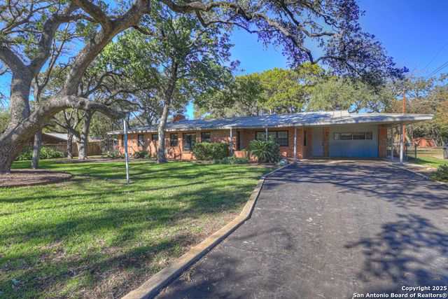 447 Lakeview, New Braunfels, TX 78130