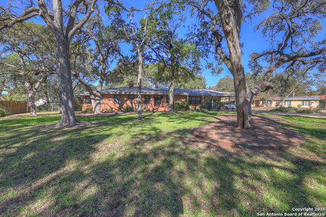 447 Lakeview, New Braunfels, TX 78130