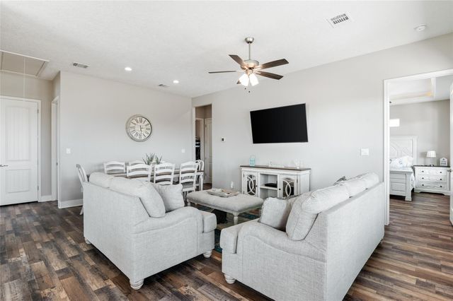 4406 Whaler Lane, Crystal Beach, TX 77650