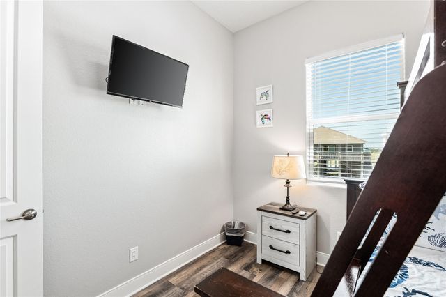 4406 Whaler Lane, Crystal Beach, TX 77650