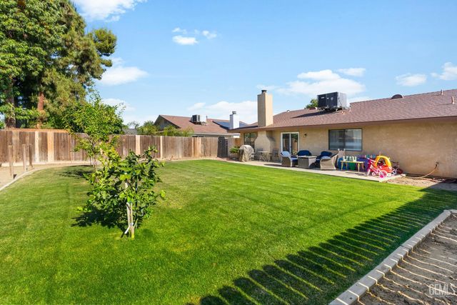 4324 Sugar Cane Avenue, Bakersfield, CA 93313