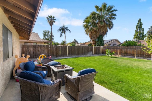 4324 Sugar Cane Avenue, Bakersfield, CA 93313