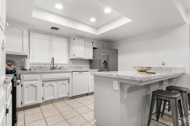 4324 Sugar Cane Avenue, Bakersfield, CA 93313
