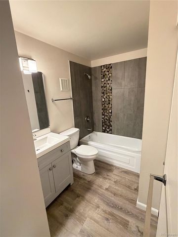 1766 S Pitkin Circle B, Aurora, CO 80017