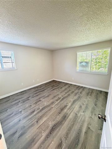 1766 S Pitkin Circle B, Aurora, CO 80017