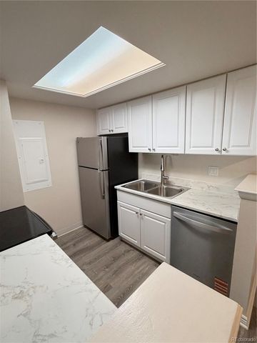 1766 S Pitkin Circle B, Aurora, CO 80017