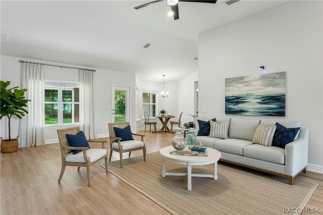 145 Linder Drive, Homosassa, FL 34446