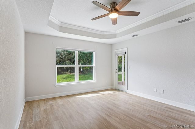 145 Linder Drive, Homosassa, FL 34446