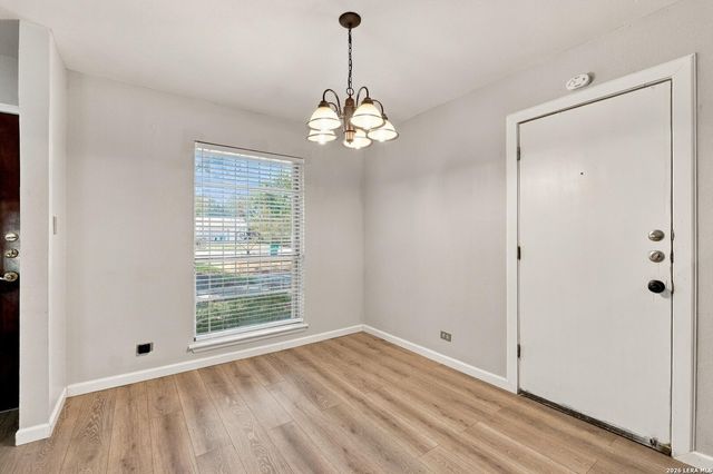 6231 Linus St, San Antonio, TX 78238