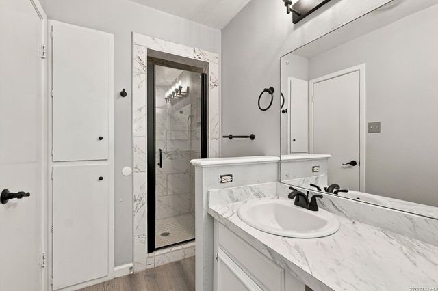 6231 Linus St, San Antonio, TX 78238