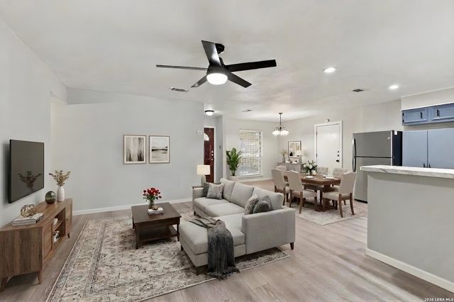 6231 Linus St, San Antonio, TX 78238