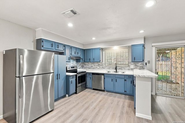 6231 Linus St, San Antonio, TX 78238