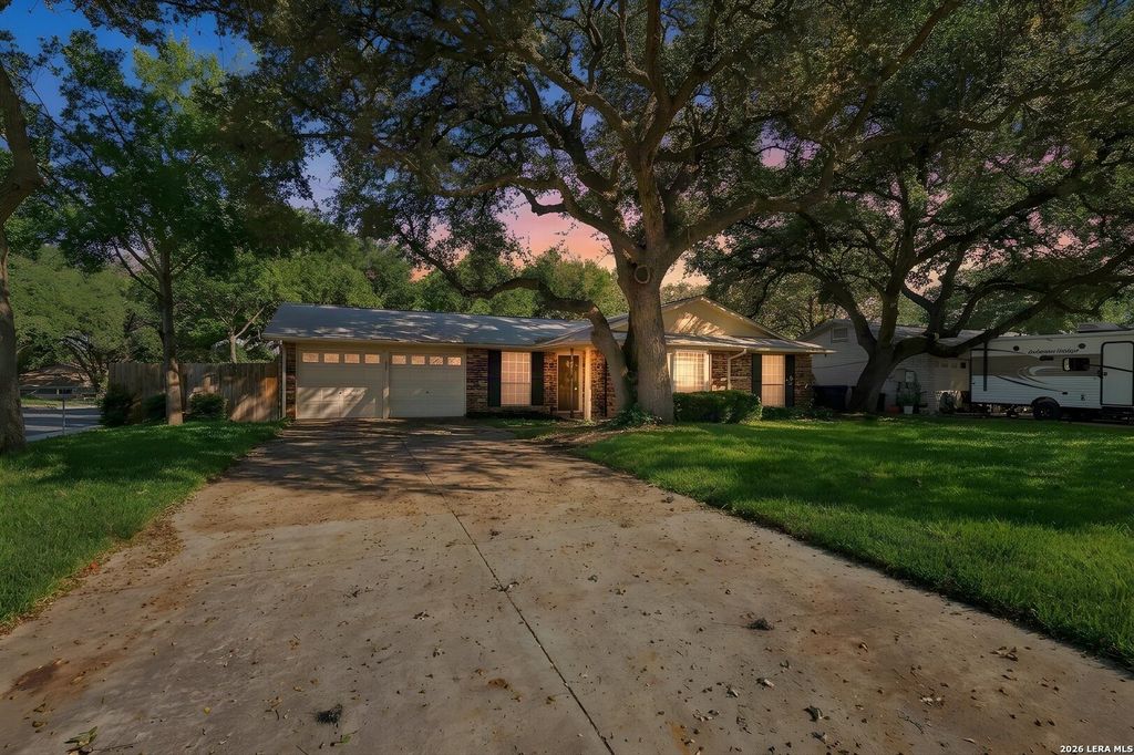 6231 Linus St, San Antonio, TX 78238