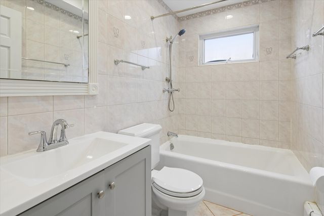 5836 N Manton Avenue, Chicago, IL 60646