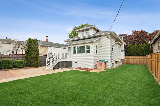 5836 N Manton Avenue, Chicago, IL 60646