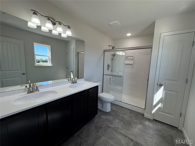 4 Alpine Drive, Troy, MO 63379