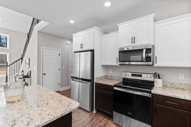 131 Rhodus Ave., Andrews, SC 29510