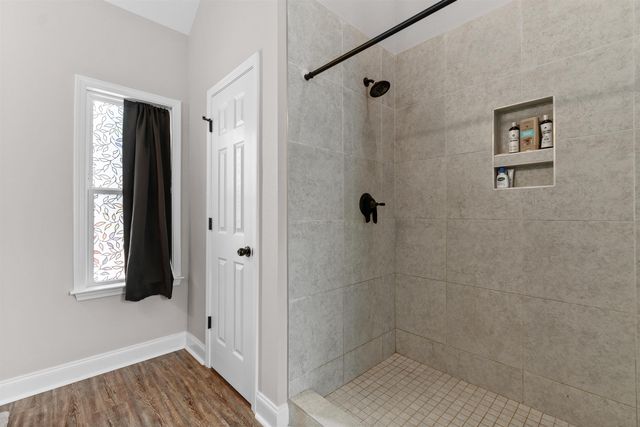 131 Rhodus Ave., Andrews, SC 29510