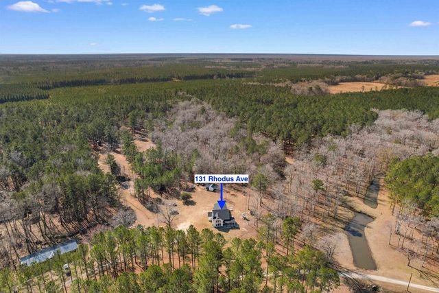 131 Rhodus Ave., Andrews, SC 29510