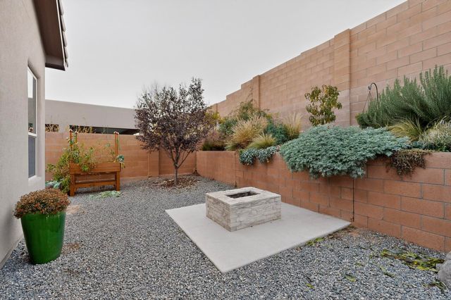 3621 Soldotna Drive NE, Rio Rancho, NM 87144