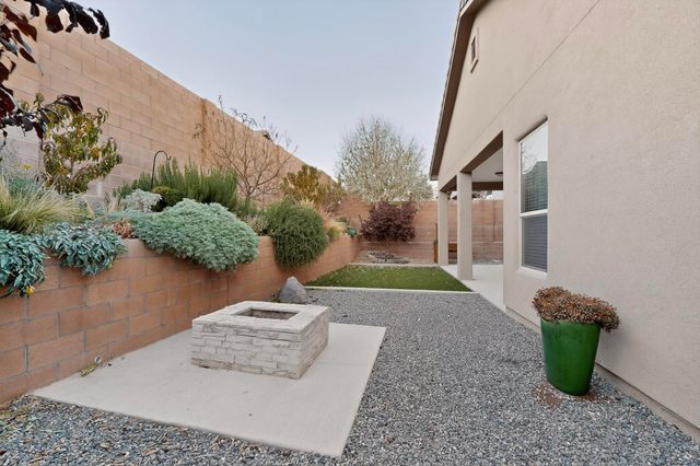 3621 Soldotna Drive NE, Rio Rancho, NM 87144