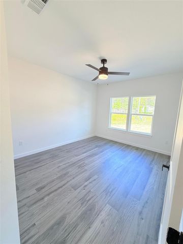 114 County Road 3543, Cleveland, TX 77327