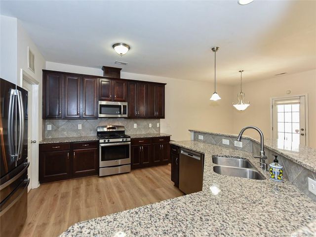 155 Cypress Hill Lane, Holly Springs, NC 27540