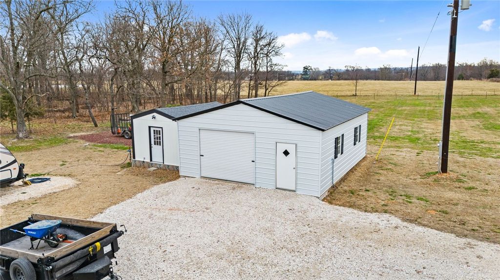 24004 Smith Road, Summers, AR 72769