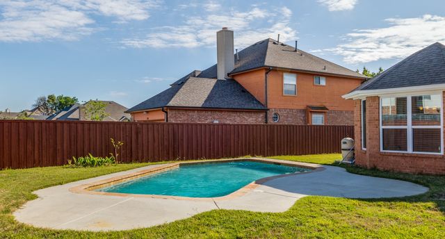 8113 Greenwood Drive, Plano, TX 75025