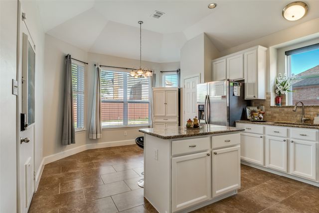 8113 Greenwood Drive, Plano, TX 75025