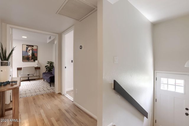 9802 N 5TH Street, Phoenix, AZ 85020