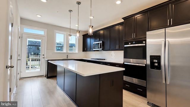 4809 VISTA GREEN LN, Lanham, MD 20706
