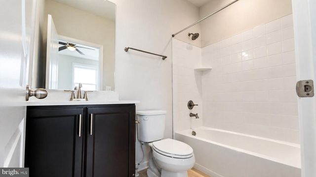 4809 VISTA GREEN LN, Lanham, MD 20706