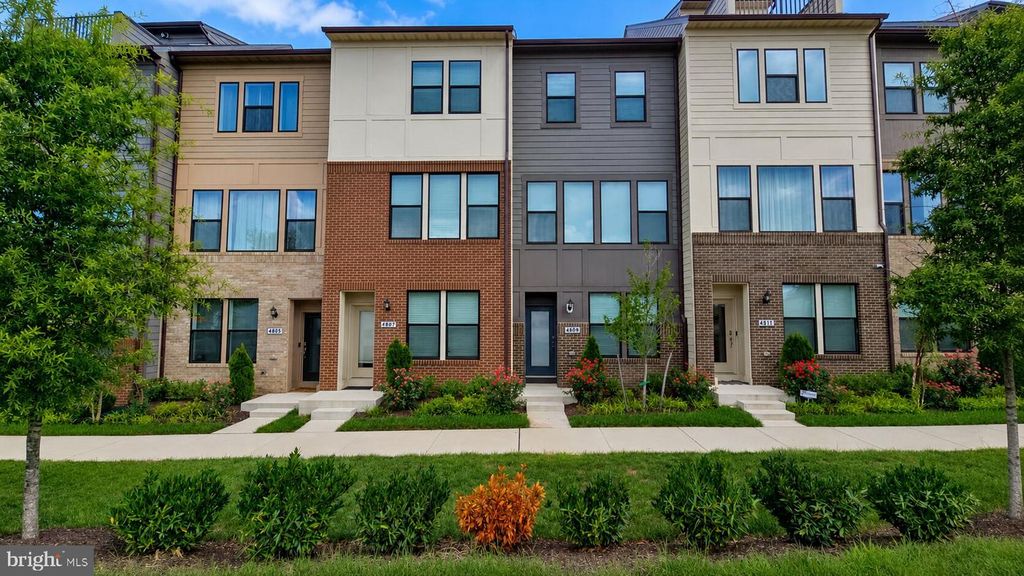4809 VISTA GREEN LN, Lanham, MD 20706