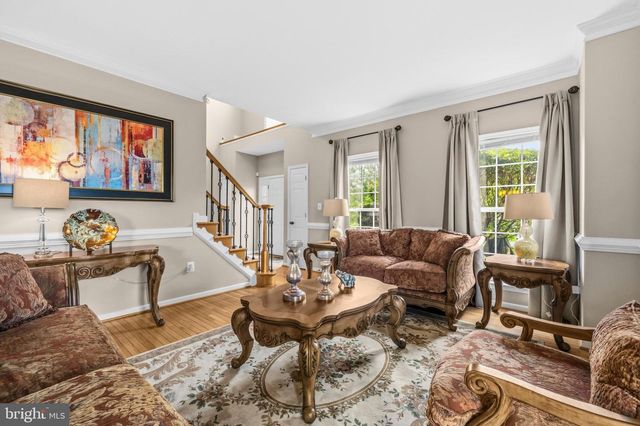 104 GRASMERE DR, Charles Town, WV 25414
