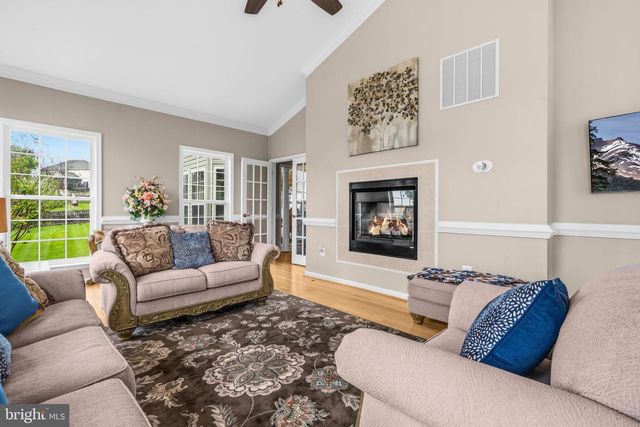 104 GRASMERE DR, Charles Town, WV 25414