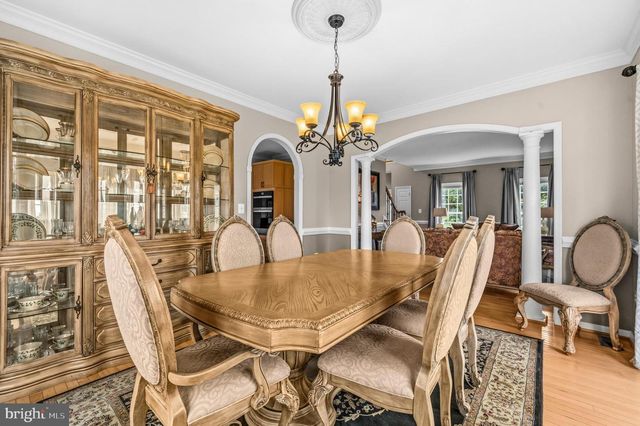 104 GRASMERE DR, Charles Town, WV 25414