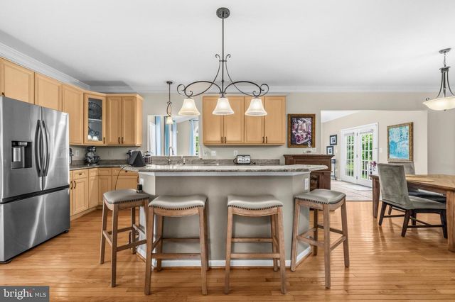 104 GRASMERE DR, Charles Town, WV 25414