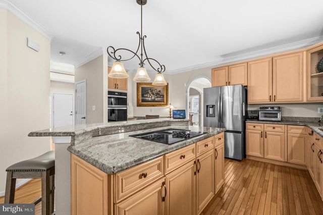 104 GRASMERE DR, Charles Town, WV 25414