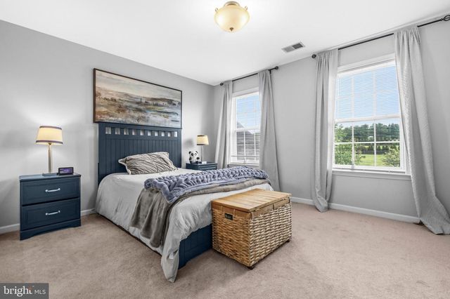 104 GRASMERE DR, Charles Town, WV 25414