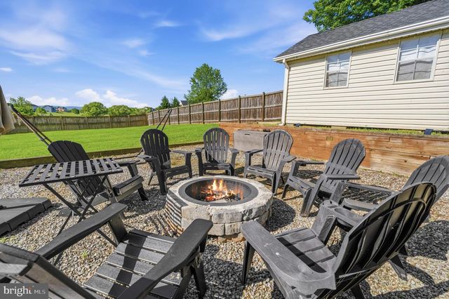 104 GRASMERE DR, Charles Town, WV 25414