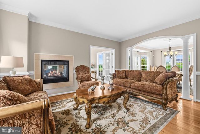 104 GRASMERE DR, Charles Town, WV 25414