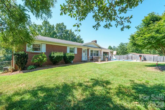 97 Willow Court, Taylorsville, NC 28681