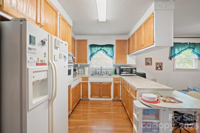 97 Willow Court, Taylorsville, NC 28681