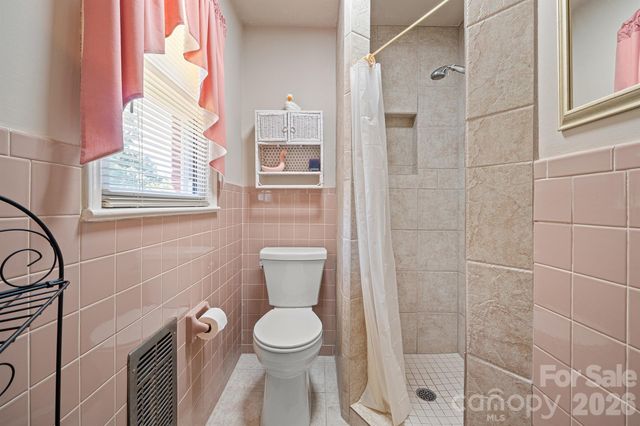 97 Willow Court, Taylorsville, NC 28681