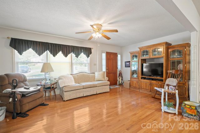 97 Willow Court, Taylorsville, NC 28681