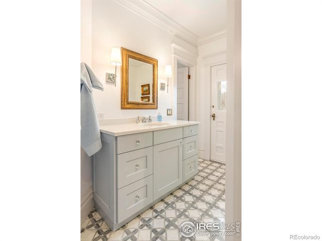 745 Highland Avenue, Boulder, CO 80302